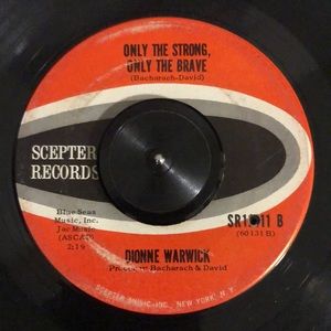 Dionne Warwick Looking With My Eyes Vinyl 45 Record '65